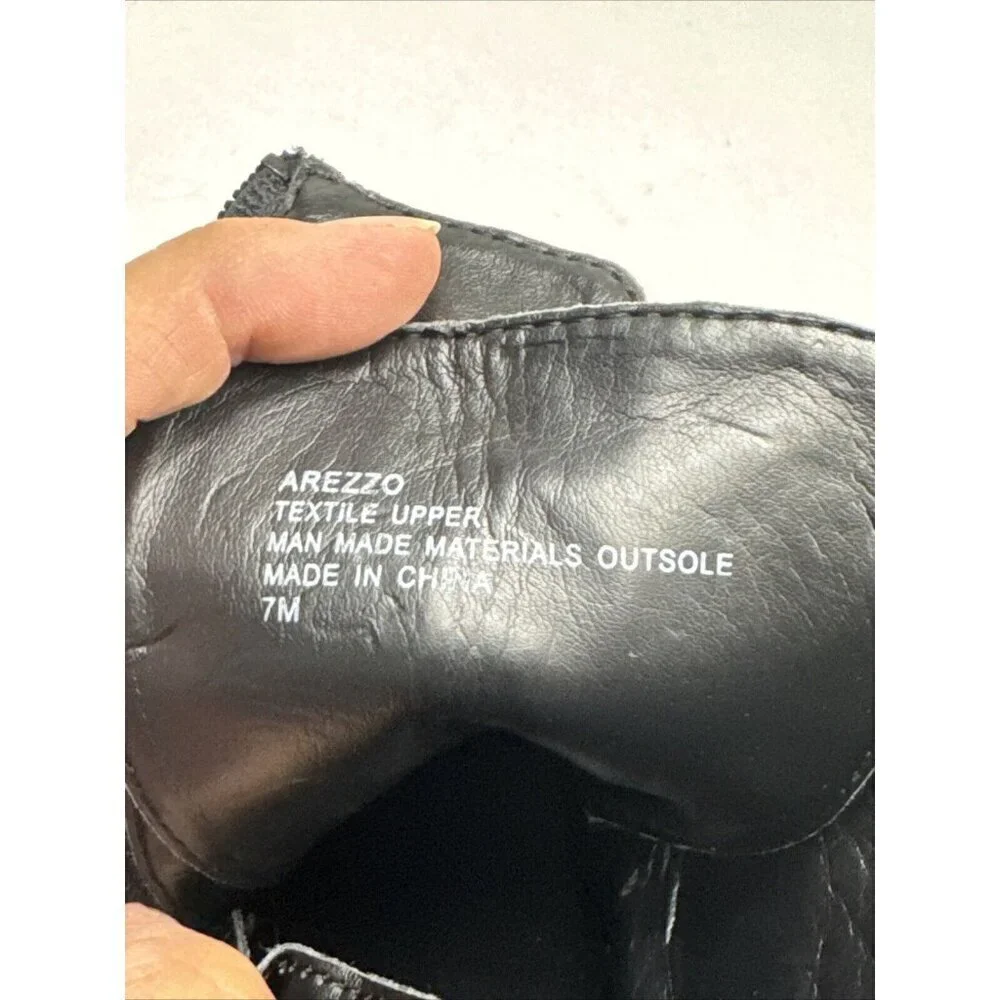 Aerosoles NWOB Arezzo Faux Suede Bootie 7M Black‎ Buckles Lug Low Block  Heel
